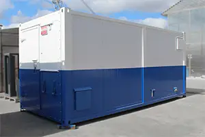 Фото мобильной аккумуляторной мастерской на базе кузов-контейнера (6 метров)