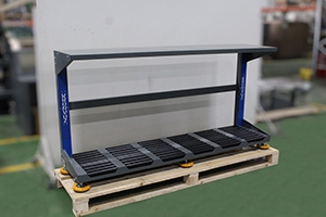 Фото роликового стола для зарядки РЗС-06 в серо-синем исполнении
