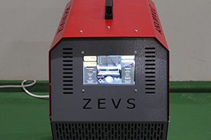 Фото зарядно-разрядных устройств серии ZEVS-R общего вида