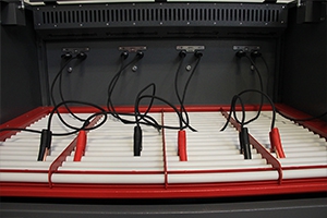  Фото  зарядно-десульфатируещего  шкафа серии Светоч-04 вид сбоку