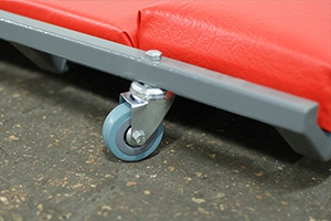 Фото комплекта колес ремонтного подкатного лежака