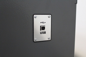 USB разъем для подключения зарядного шкафа к ПК