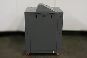 Фотографии зарядного устройства для зарядки аккумуляторных батарей рудничных электровозов серии ЗУ-РЭ